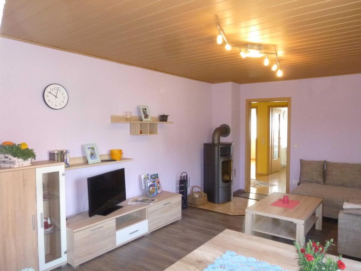 Ferienwohnung Schanbacher Oberzent Esterno foto
